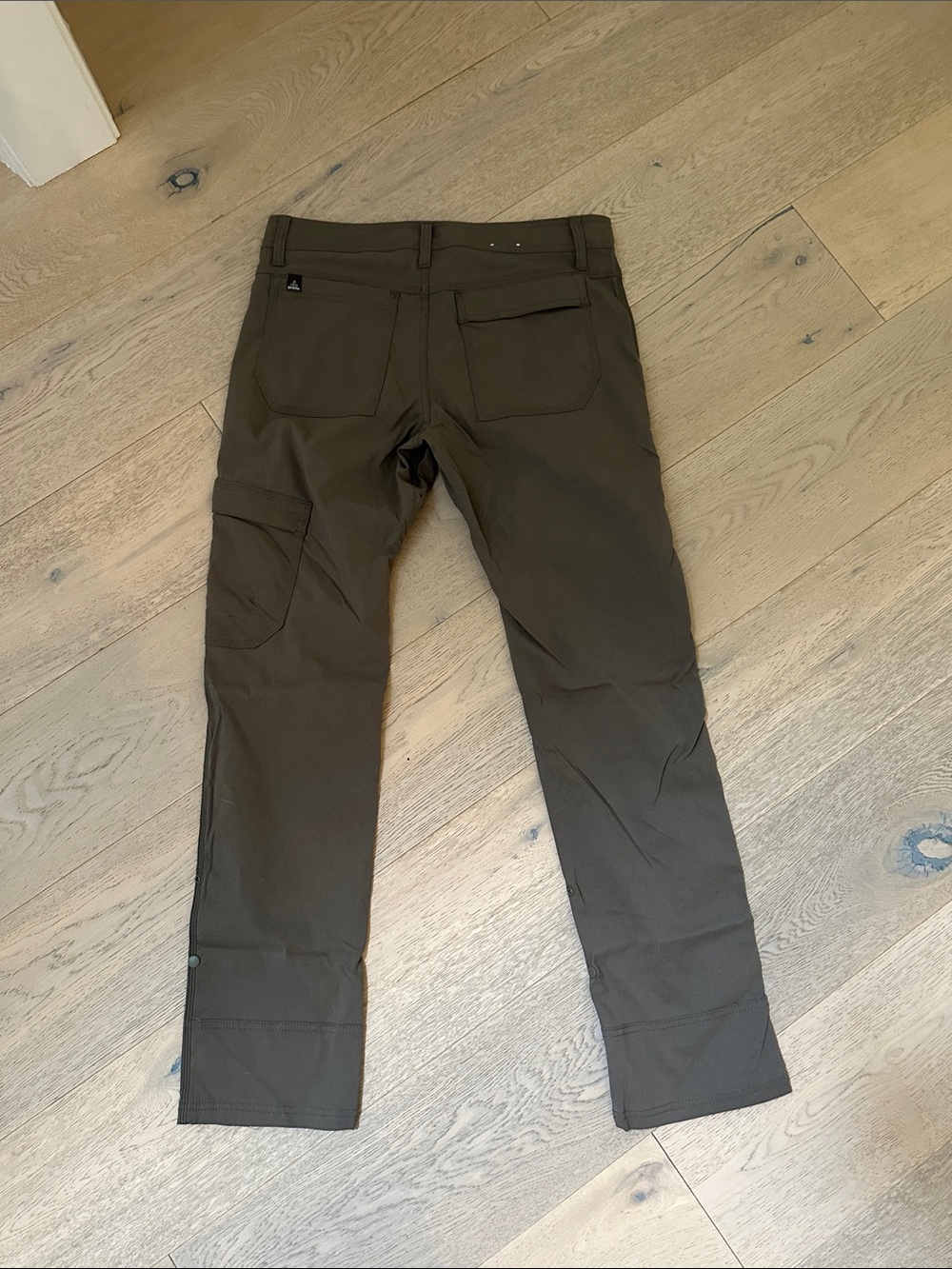 Prana hiking pants - Picture 7 of 8